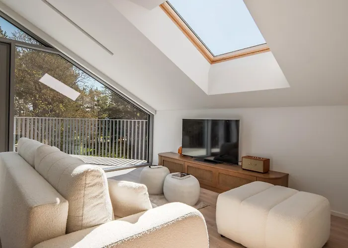 Japandi Style Luxury Penthouse פלאנגה